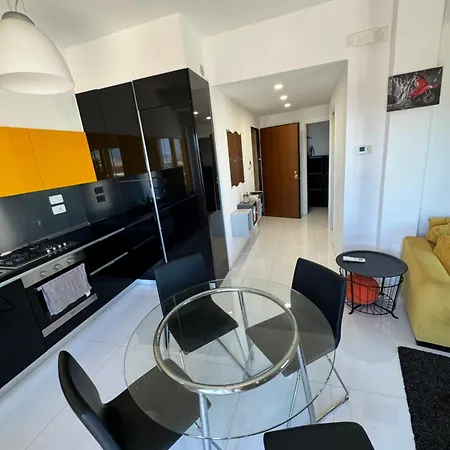 Attico Sole E Mare Apartament