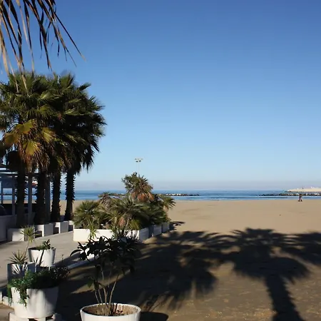Attico Sole E Mare アパート ペスカーラ